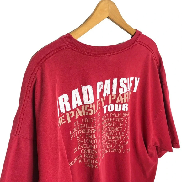 BRAD PAISLEY Paisley Party 2008 Concert Tour Merch Graphic Band T Shirt - Picture 4 of 8